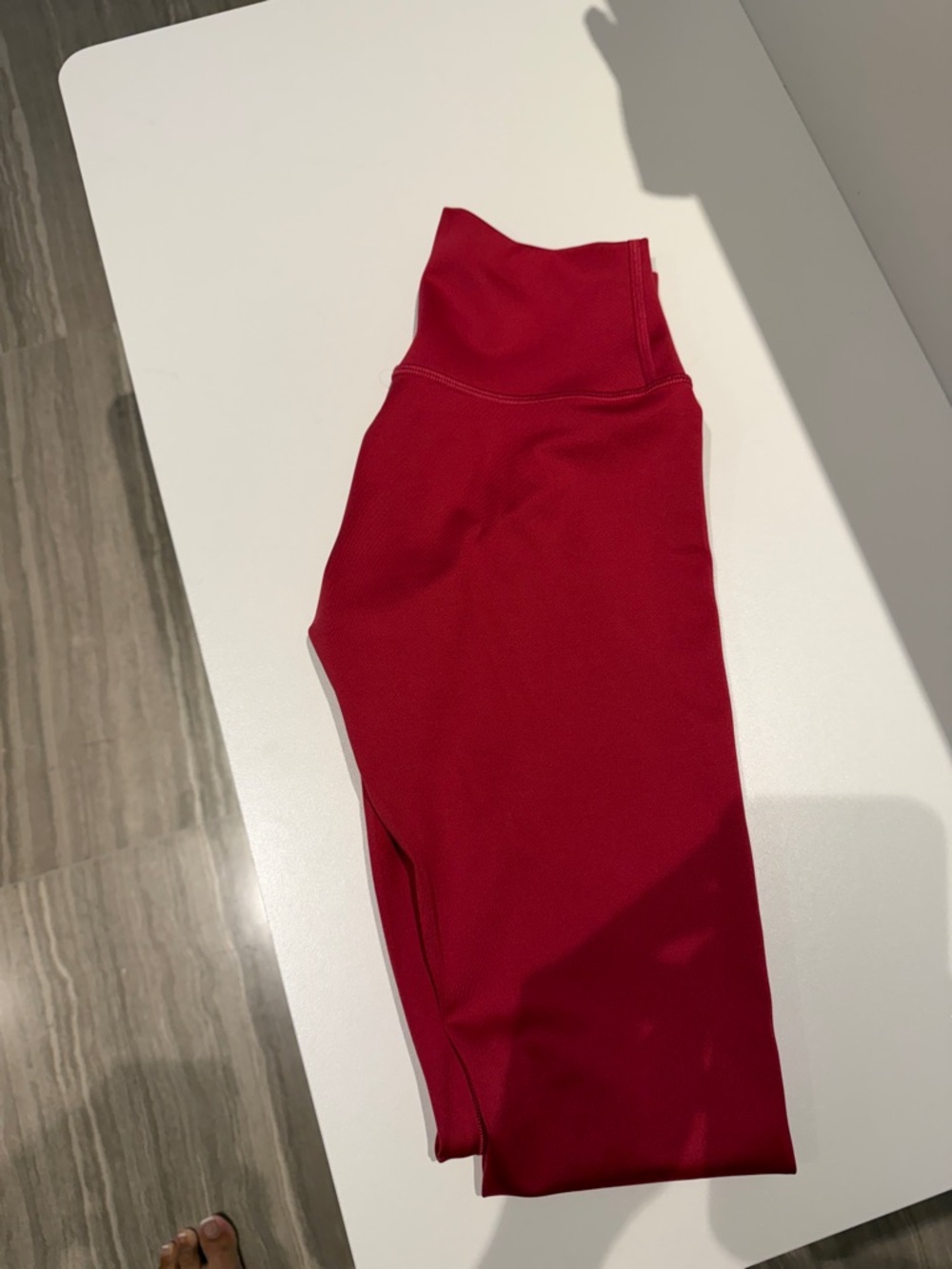 ALO Yoga High-Waist Leggings in Red